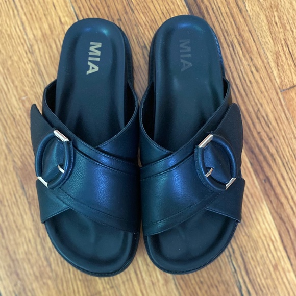 MIA summer slides, Size: 6.5, Color: black - Picture 6 of 8